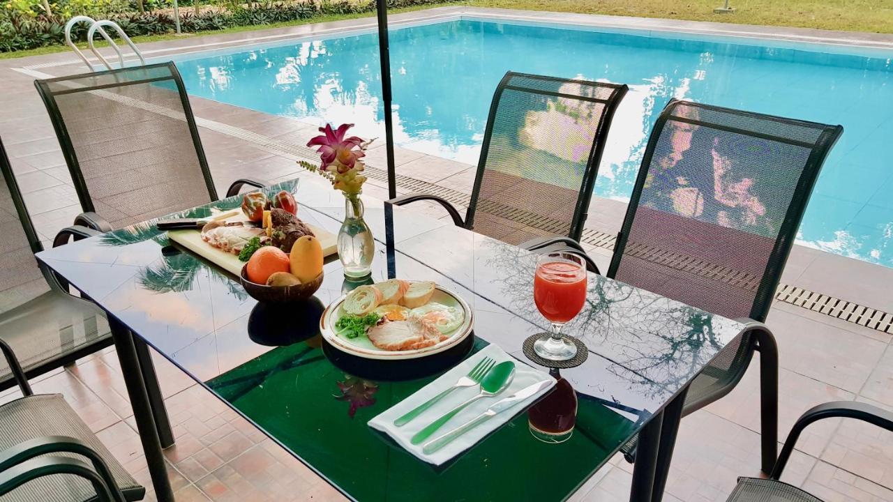 Sorsogon Fernando'S Hotel מראה חיצוני תמונה